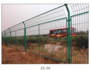 供应铁路加高护栏网、高速公路护栏网 超翔网栏在桥梁安全防护中的应用