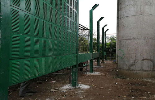 佛冈公路减噪隔声屏障 生产厂家的核心技术与应用